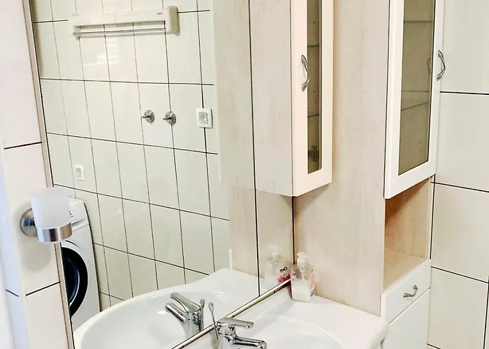 Levanda 特罗吉尔